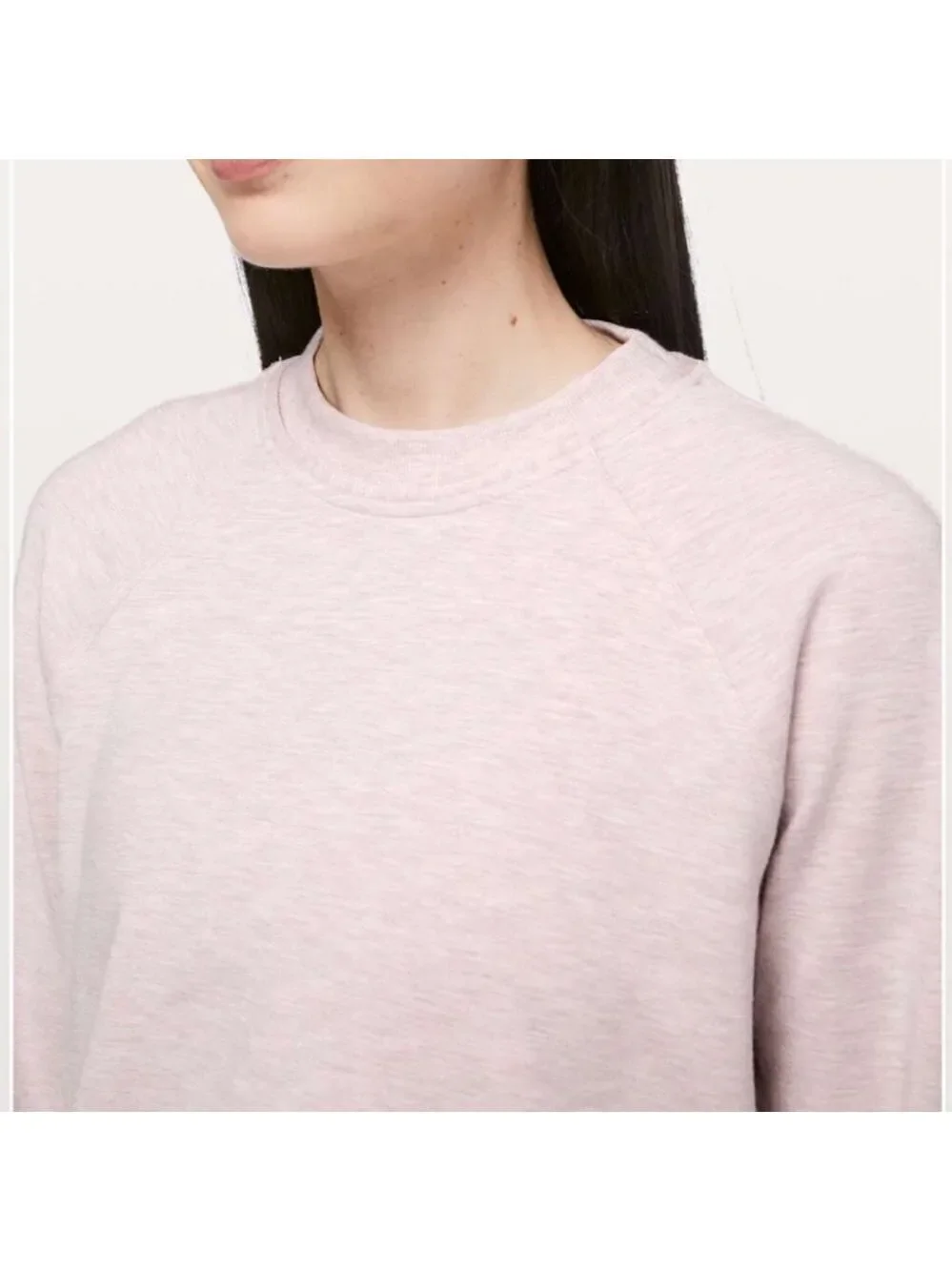 * Lululemon Close Comfort Crewneck in Heathered Pink Bliss Size 4 Like New
